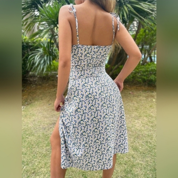 NEW Boho Floral Ruched Midi Summer Dress Cornflower Blue Yellow White Daisy - Picture 4 of 8